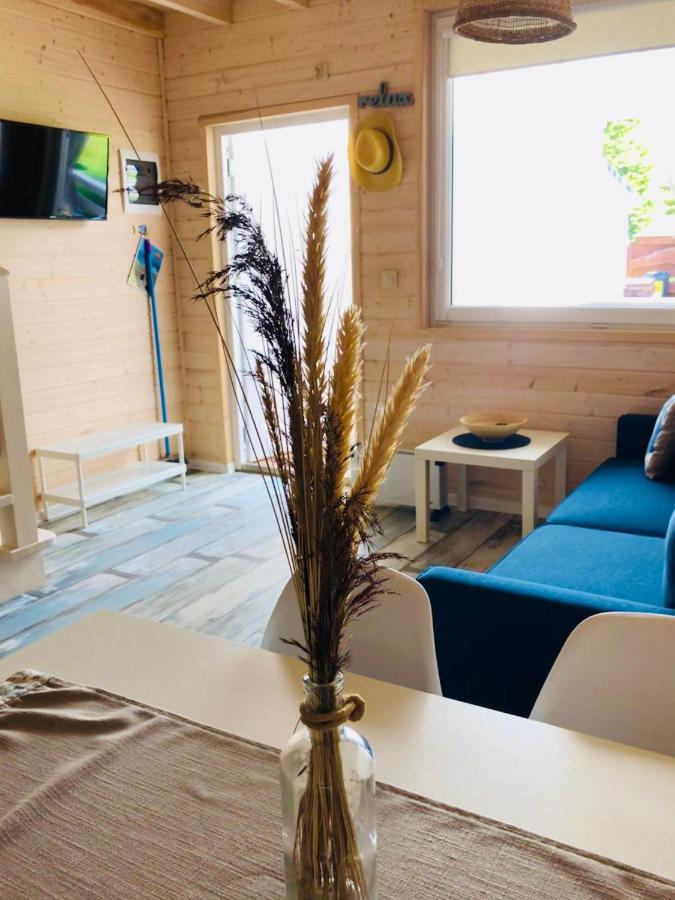 Nadmorska Magia Otel Bobolin Dış mekan fotoğraf