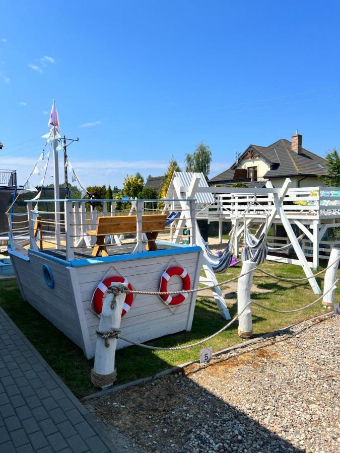 Nadmorska Magia Otel Bobolin Dış mekan fotoğraf